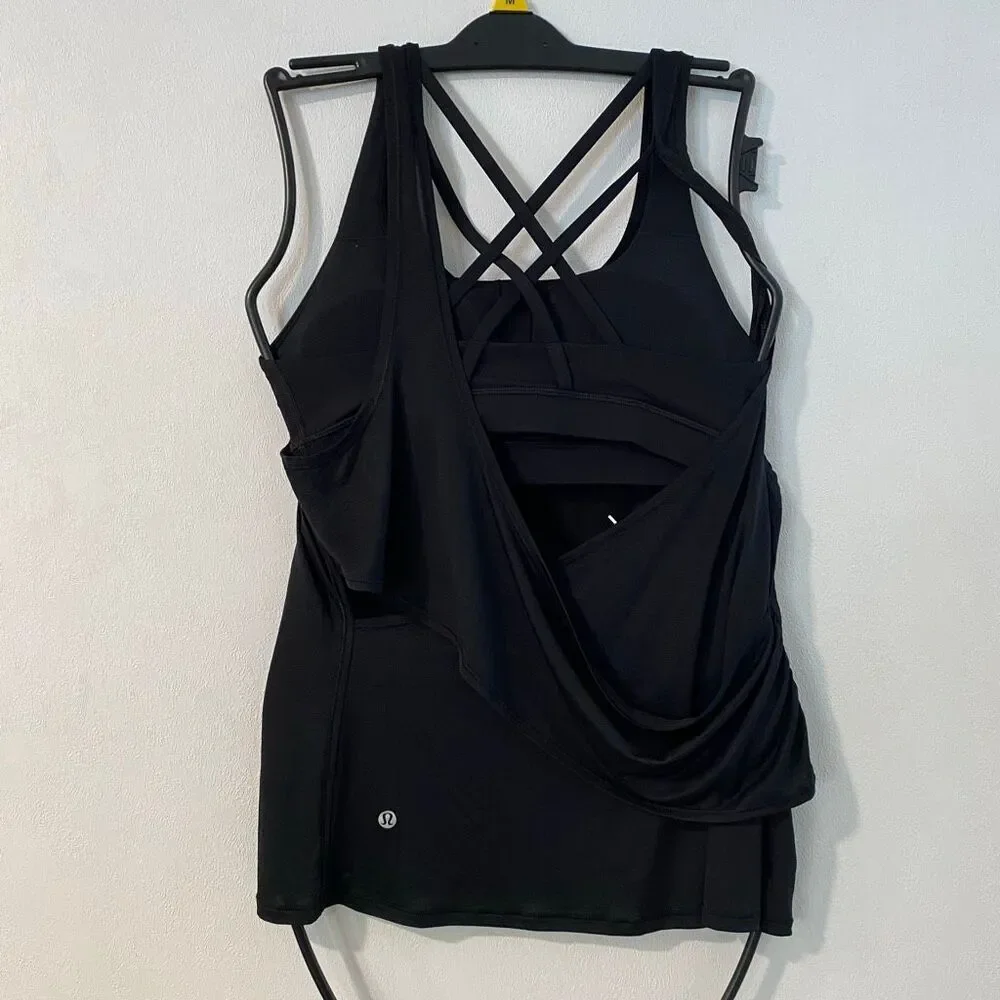 Lululemon Black Strappy Back Tank Top Size 6 Built-In Bra Yoga Workout